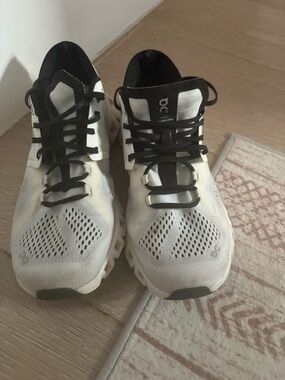 Women's White and Black Running Shoes - On Cloud Performance